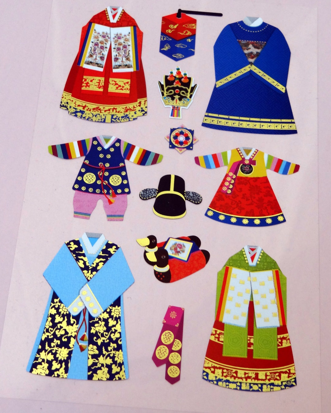 Planche de Stickers tenues traditionnelles Coréennes