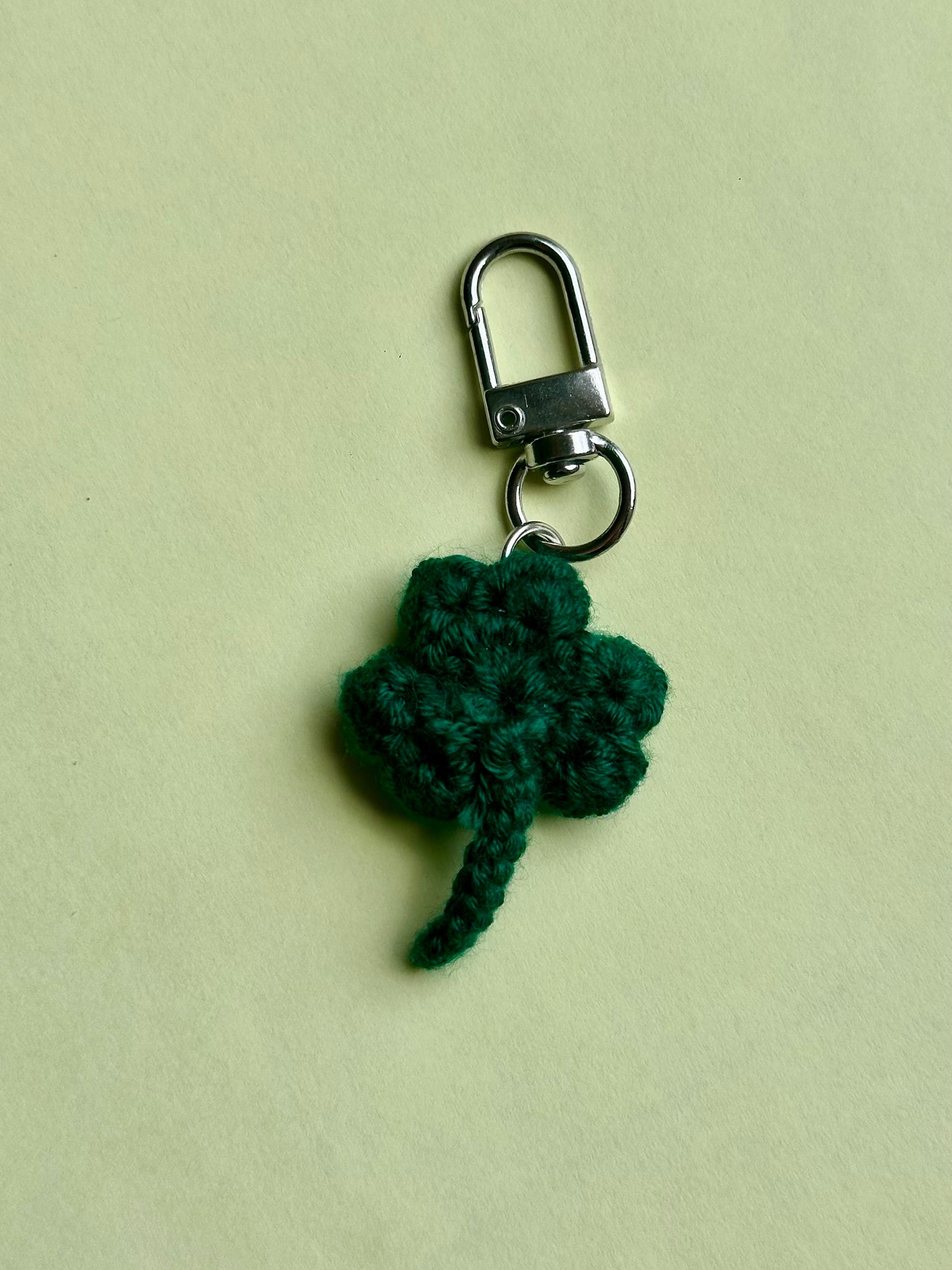 Porte-clés trèfle à quatre feuilles fait main